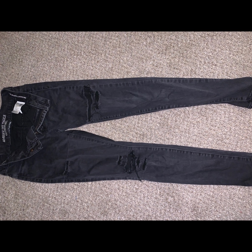 Black ripped Jeans (jeggings)